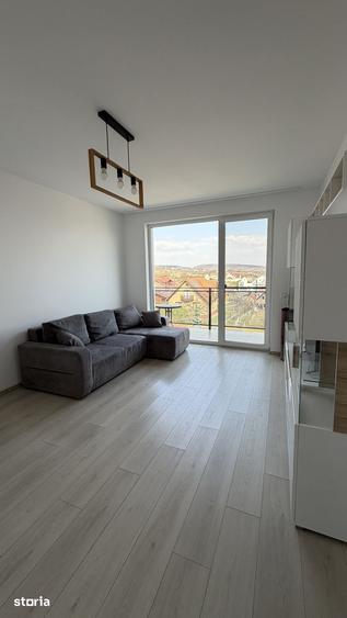 Apartament cu 3 camere, mobilat în Cetății