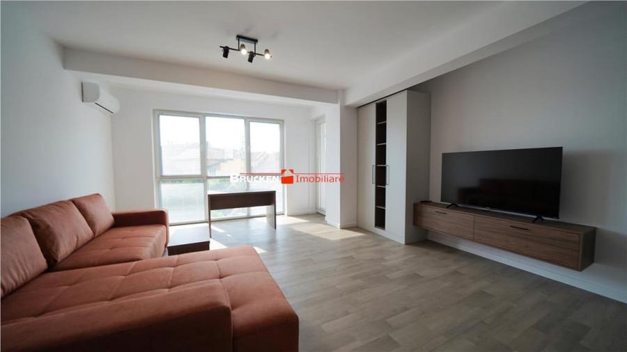 Apartament cu 2 camere semidecomandat în Central