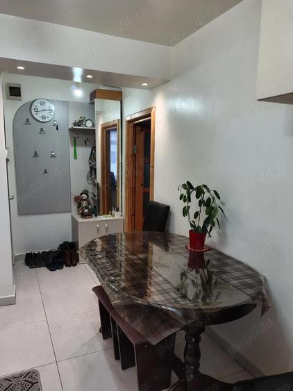 Apartament cu 2 camere semidecomandat în Ultracentral