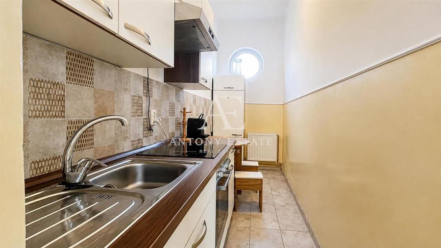 Apartament cu 2 camere decomandat în Central
