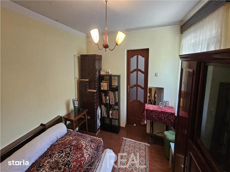 De vanzare - casa si curte mare in zona Metroului Republica - 11