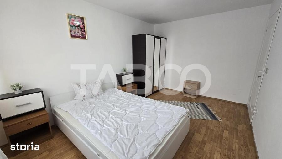 Apartament cu 3 camere semidecomandat, mobilat în Terezian