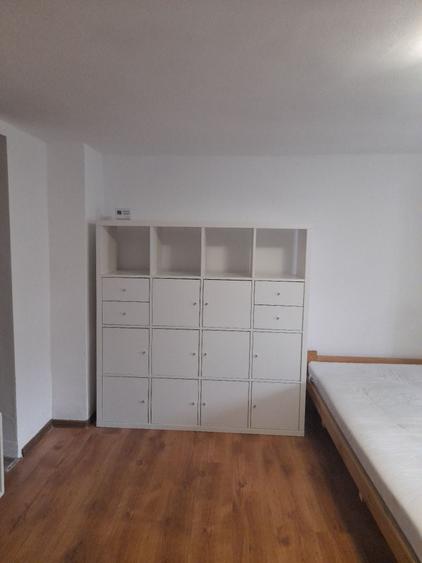 Garsonieră decomandată în Gruia
