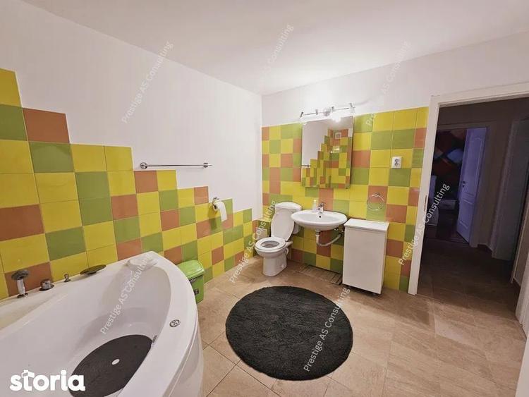 Apartament cu 3 camere, mobilat în Central