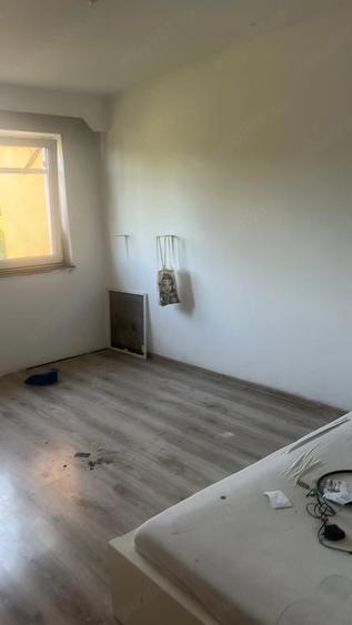 Apartament cu 2 camere decomandat în Războieni
