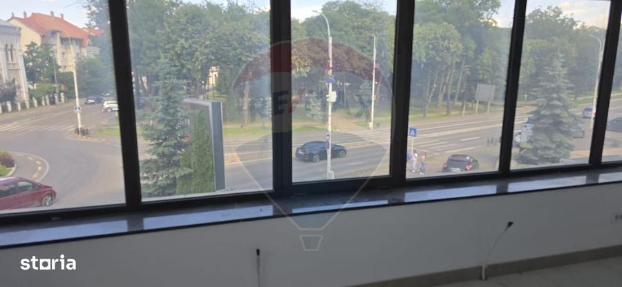 Spațiu comercial, de 230 mp, în Ultracentral