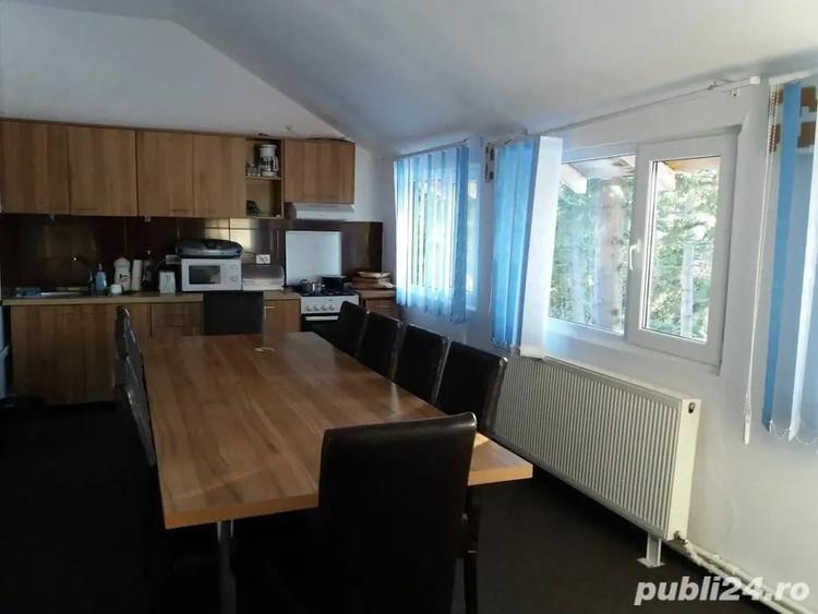 Casă cu 2 camere cu Teren 500 Mp în Central