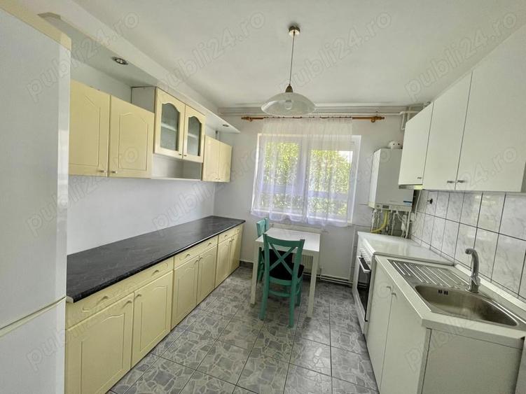 Apartament cu 2 camere semidecomandat în Dâmbovița