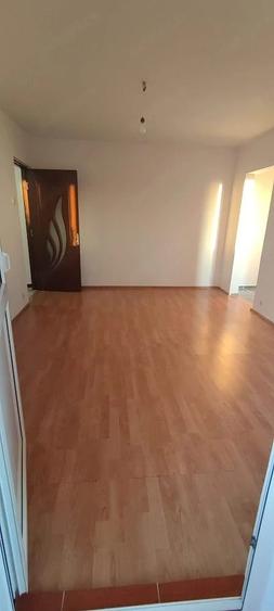 Apartament cu 2 camere semidecomandat în Electroprecizia