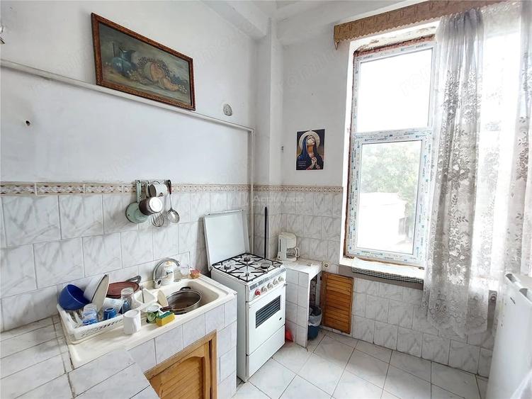 Apartament cu 2 camere decomandat în Ultracentral