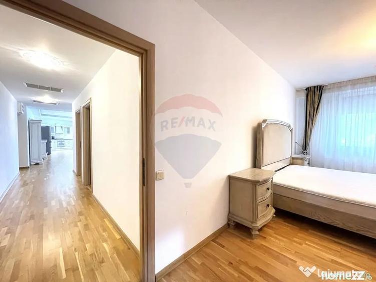 Apartament cu 4 camere decomandat în Nordului