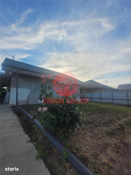 Casă cu 4 camere cu Teren 600 Mp în Agigea