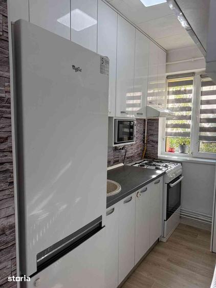 Apartament cu 2 camere în Micro 6