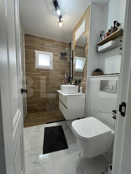 Apartament cu 3 camere decomandat, mobilat în Ultracentral