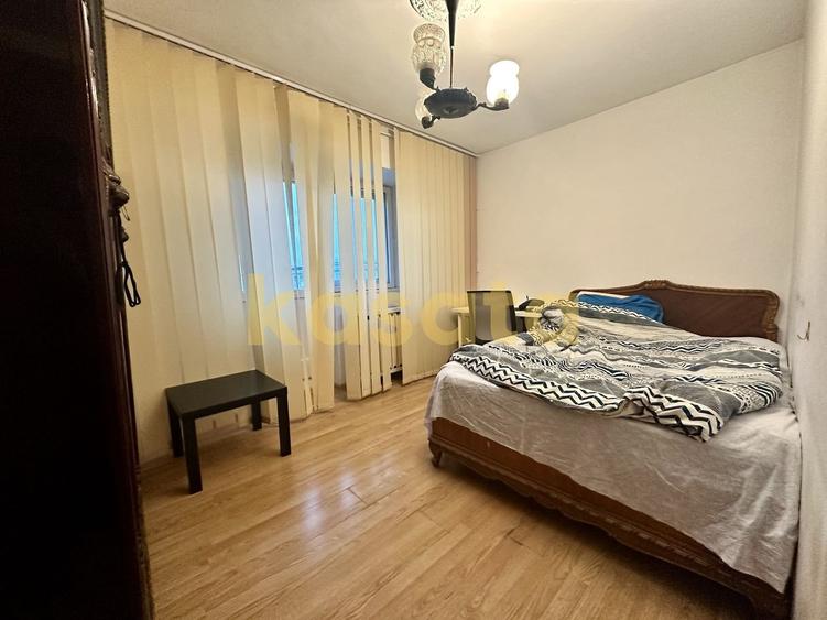 Apartament cu 3 camere semidecomandat în Aviației