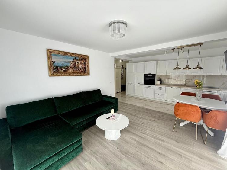 Apartament cu 2 camere semidecomandat în Central