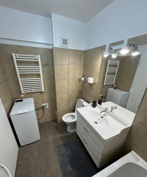 Apartament cu 2 camere decomandat, mobilat în Titan