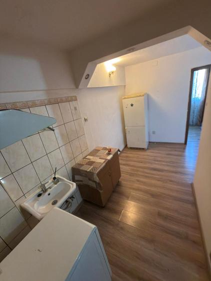 Apartament semidecomandat în Central