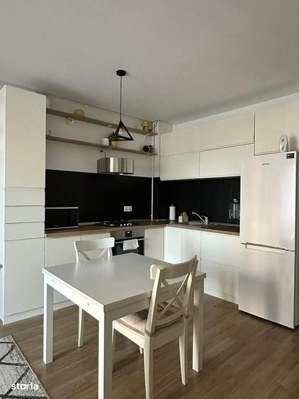Apartament cu 2 camere semidecomandat în Alexandru Obregia
