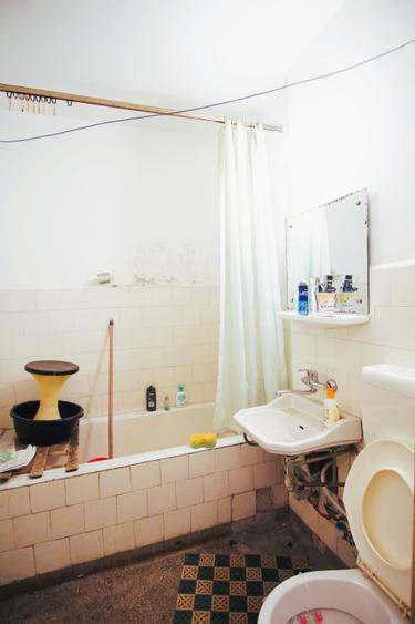 Apartament cu 2 camere semidecomandat în Giulești