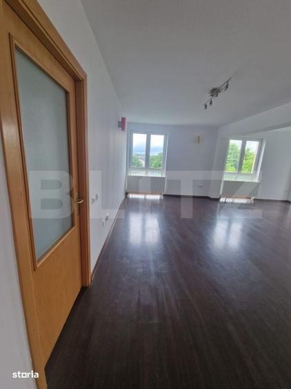 Apartament cu 3 camere în Șcheia