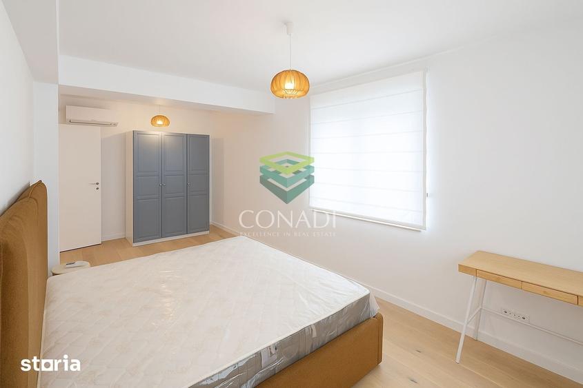 Casă cu 9 camere cu Teren 400 Mp în Corbeanca