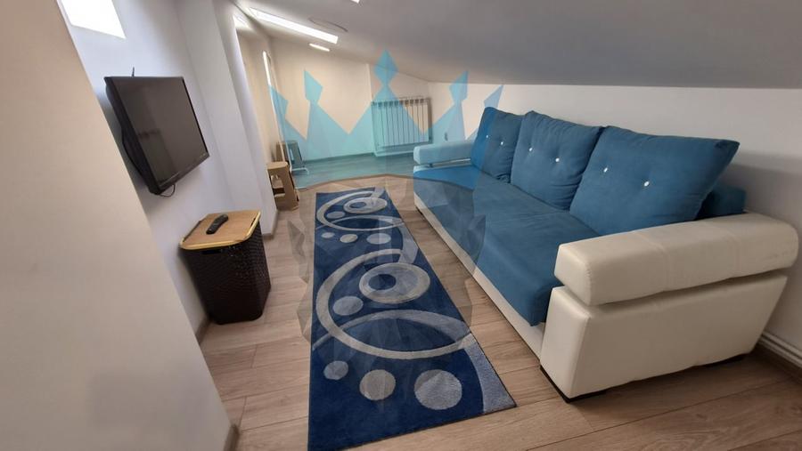 Apartament cu 2 camere decomandat, mobilat în P-ța Romană