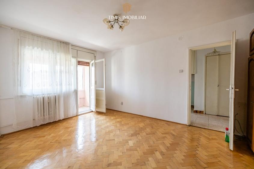 Apartament cu 2 camere semidecomandat, mobilat în Complex Studențesc