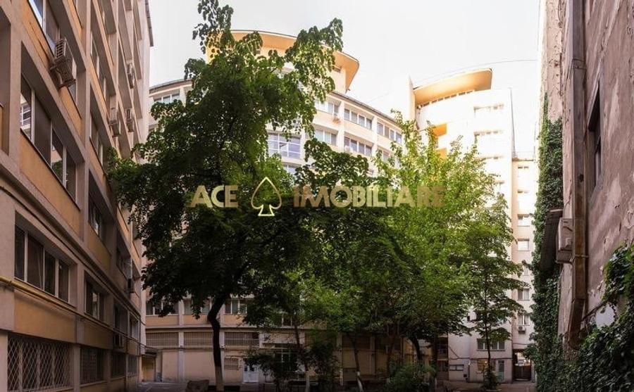 Apartament cu 3 camere decomandat, mobilat în Universitate
