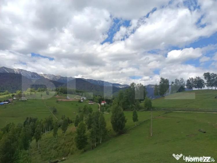Casă cu 2 camere cu Teren 4807 Mp în Peștera