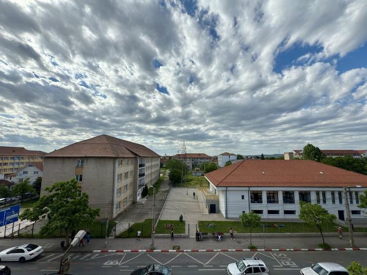 Garsonieră decomandată în Vasile Aaron