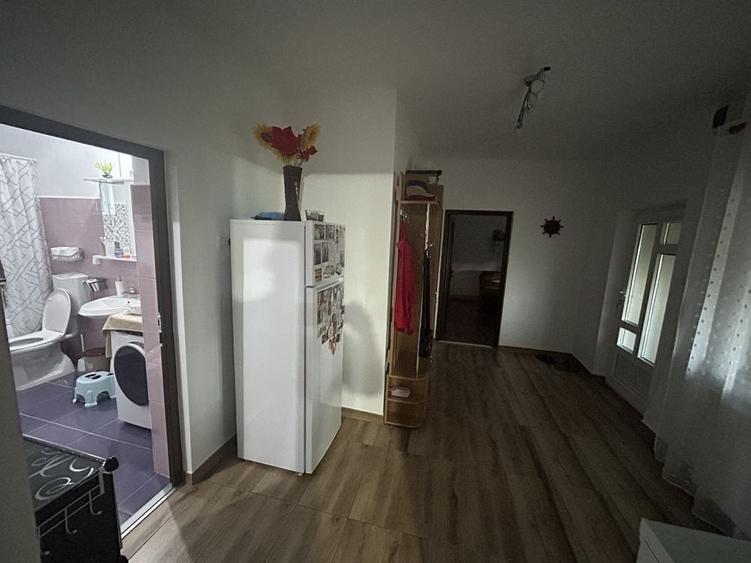 Casă cu 3 camere în Cobadin