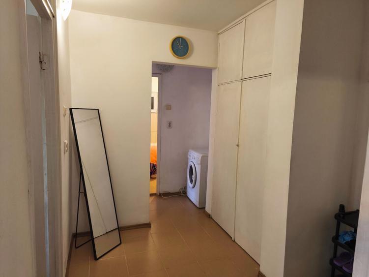 Apartament cu 2 camere decomandat în 1 Mai
