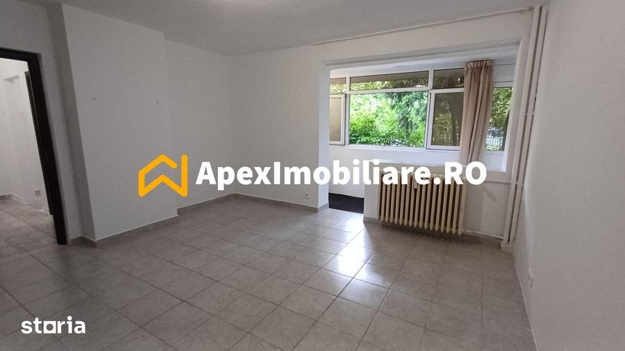 Garsonieră decomandată în Drumul Taberei