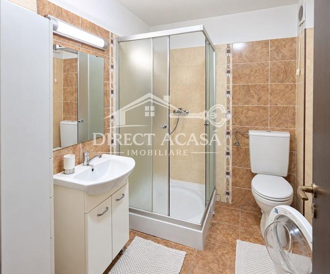 Apartament cu 3 camere decomandat în 7 Noiembrie