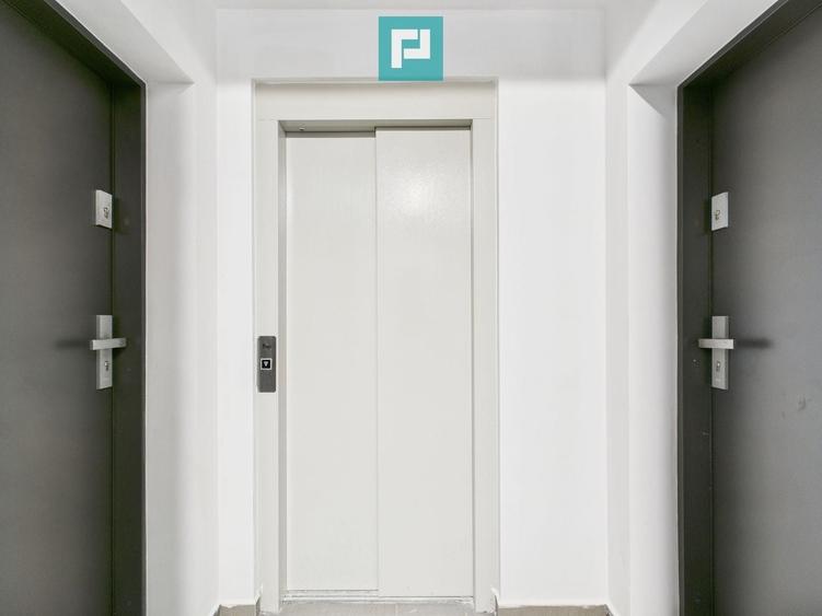 Apartament cu 2 camere semidecomandat în Aradului