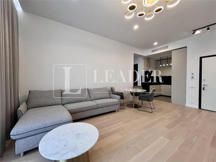 Apartament cu 2 camere semidecomandat, mobilat în Barbu Văcărescu