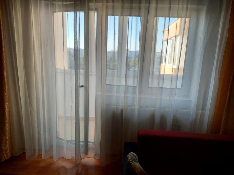 Apartament cu 2 camere decomandat, mobilat în Drumul Taberei