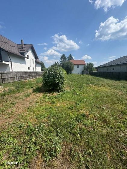 Casă cu 4 camere în Borlești