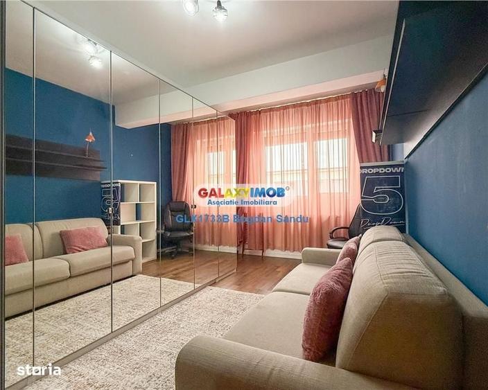 Apartament cu 3 camere semidecomandat în Dudu