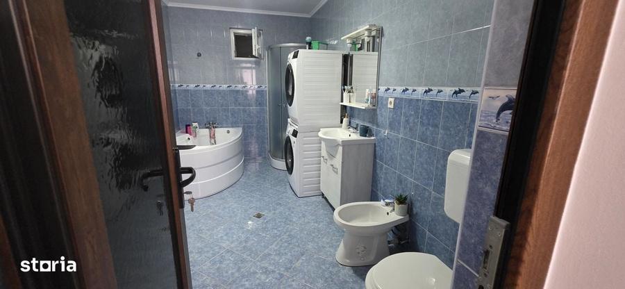 Casă cu 3 camere cu Teren 224 Mp în Central