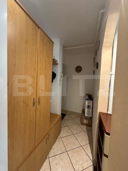 Apartament cu 2 camere, 40 mp, zona Decebal - 5