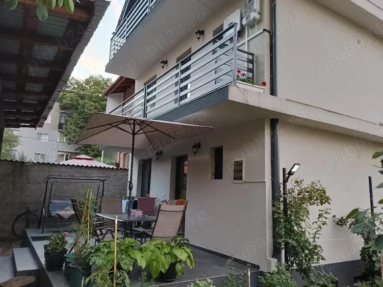 Casă cu Teren 450 Mp în Central