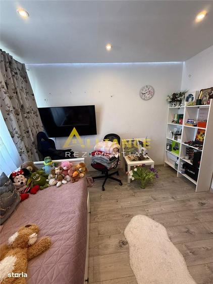 Apartament cu 3 camere în Berceni