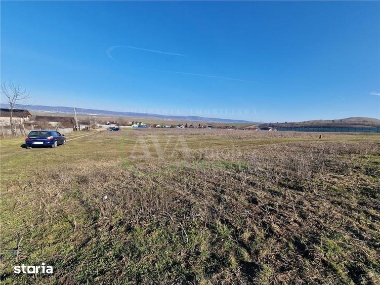 Teren de 1800 mp, în Sărata