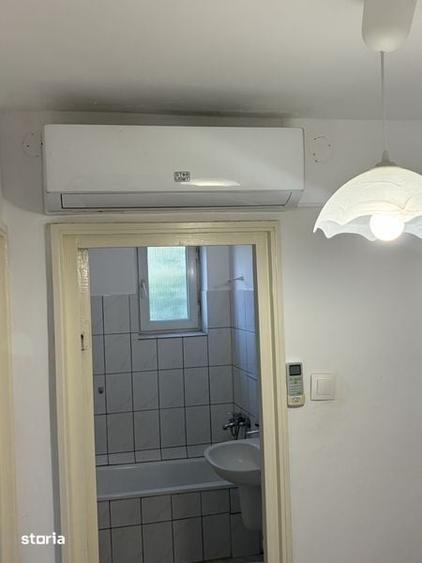 Apartament cu 2 camere decomandat în Calea București