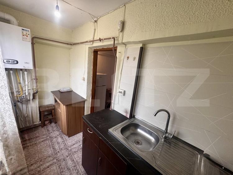 Apartament cu 3 camere decomandat în 1 Mai