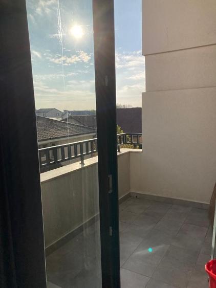 Apartament cu 2 camere semidecomandat, mobilat în Central
