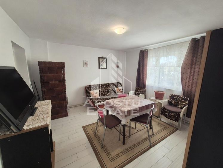 Apartament cu 4 camere decomandat în Giarmata