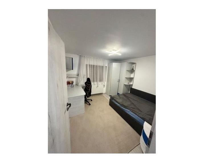 Apartament cu 4 camere decomandat în Rahova